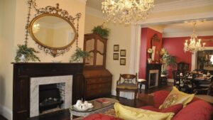 The 1890 Caroline House - Romantic Fredericksburg VA B&B